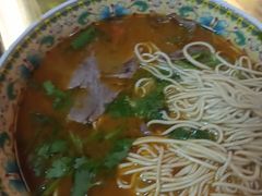 -金杨拉面王小吃面馆·牛三宝面·红烧牛肉粉