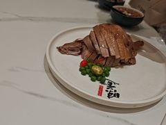-梅利汴京烤鸭•开封豫菜地标店(东大街店)