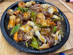 铁板海味三鲜-小船渔村·大连菜(明泽街店)