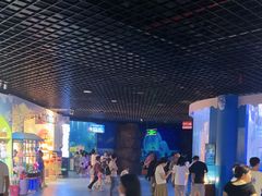 -多彩贵州城极地海洋世界