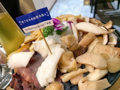 -一朵菌·野生菌探索家火锅(南亚店)