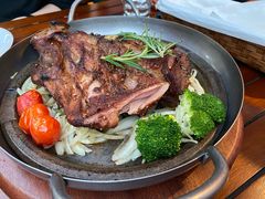 西部火焰牛仔腿（限量供应）-MR.ROCKY洛奇先生RESTAURANT&BAR(宝安壹方城店)