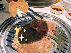 满心尝五花肉-本家韩国烤肉(青岛万象城店)