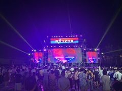 -南京眼步行桥