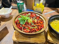 -有红鸡毛店·砂锅菜(抚琴夜市店)