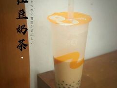 红豆奶茶-CoCo都可(国芳百货店)