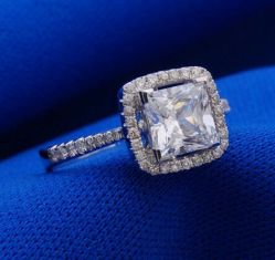 android_upload_pic-威德钻石-克拉钻大本营(南京东路店)