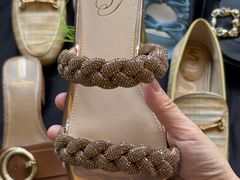 -广州周大福金融中心