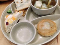 -素满香·全民食养自助(长宁龙之梦店)
