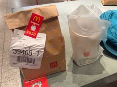 -麦当劳(中山公园龙之梦店)