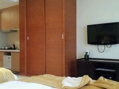 -无锡鼎尚皇冠酒店