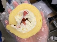 草莓蛋糕卷-小西家作•精致蛋糕(富力爱丁堡店)
