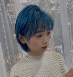 -诗悦发型SALON·圣罗兰店