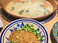 -洱火云南酸菜牛肉火锅(石景山当代商城店)