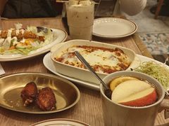 -玛格萝妮比萨屋(四平店)