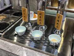 自助调料区-山海盟海鲜烤肉自助餐厅(杭州萧山银泰店)