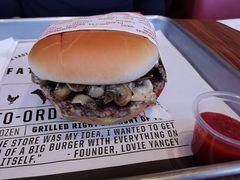 -FATBURGER 特富客汉堡(外交公寓店)