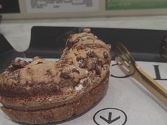 -HOT CRUSH趁热集合·现烤面包(环球港店)