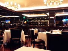 大堂-Wolfgang’s Steakhouse 沃夫冈牛排馆(上海白玉兰广场店)