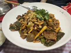 -拿渡·水煮鱼麻辣香锅(王府井奥莱·香江小镇店)