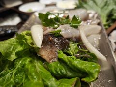 -围炉肉舍•炭烤活鳗•丹东海鲜烤肉(步行街店)