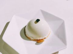 菠萝椰丝慕斯-sugarman espresso素饮糖人高新咖啡工厂