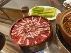 手切本地肥牛-胡须佬鸡煲四季火锅店(石厦西村直营店)