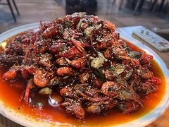 -临界音乐酒馆·小龙虾·江湖菜(华熙LIVE·鱼洞店)