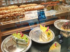 蜂蜜芥么核桃马里奥-金凤成祥(东直门现烤面包店)