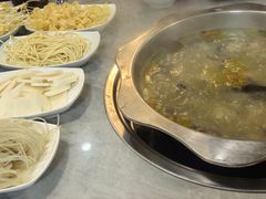 -光头药膳鸡(莱茵小镇店)