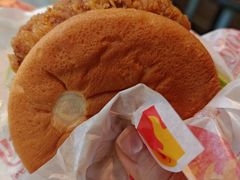 麦辣鸡腿汉堡-麦当劳(北京上地十街餐厅店)