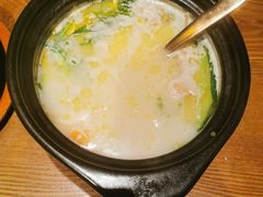 -云海肴·汽锅鸡·云南菜(天山百盛优客店)