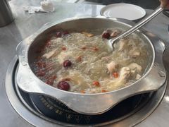 -光头药膳鸡(莱茵小镇店)