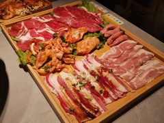 七彩祥云拼盘-正宗齐齐哈尔烤肉·齐牛哥鲜切炭火烤肉(杭州总店)