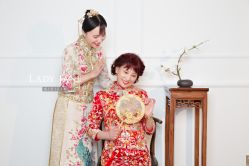 -Lady  Jane高端婚纱礼服馆
