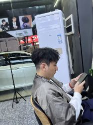 -藤野造型专业烫染接发