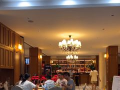 -鹏城人家海鲜酒家·23年老字号(较场尾店)