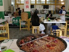 大堂-石灰市老火锅(北滨路店)