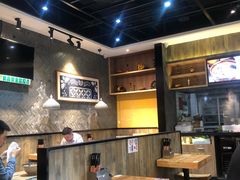 大堂-蒙自源过桥米线(红谷滩万达店)