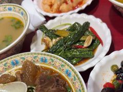 -金杨拉面王小吃面馆·牛三宝面·红烧牛肉粉