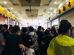 -平望服务区·停车场