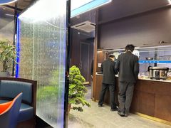 -湖畔鲁菜·二十年老字号餐厅(大明湖店)