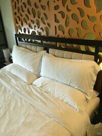 -喜鹊愉家酒店(郑州曼哈顿博览中心地铁站店)