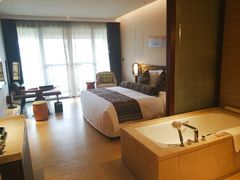 -西双版纳融创皇冠假日度假酒店