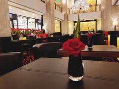 -Salon de The de Joel Robuchon(外滩18号店)