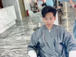 -安蒂护肤造型