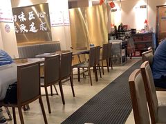 大堂-胡须佬鸡煲四季火锅店(石厦西村直营店)