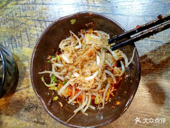 辣三多宽窄巷子成都串串香(曼哈顿店)冒牛百叶图片