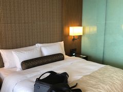 -上海滴水湖皇冠假日酒店