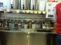 -沪上阿姨鲜果茶(华新大街店)